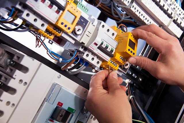 Vad är elektroteknik?