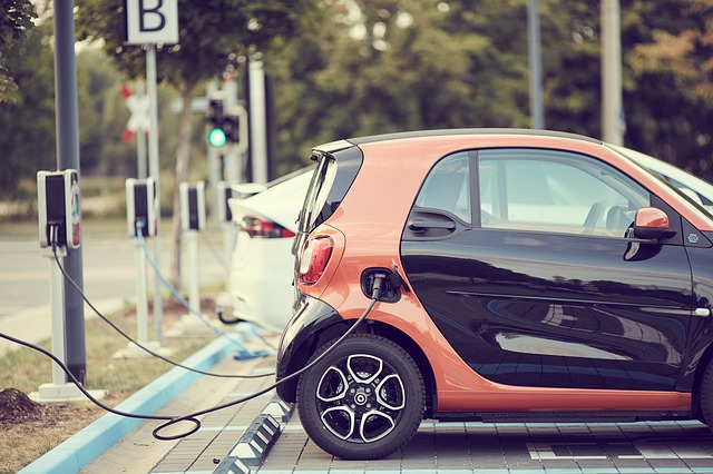 Vad är en elektrisk laddning?  – Definition från Kunskaper.se