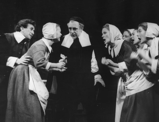 ”The Crucible”-karaktärerna: Möt pastor John Hale