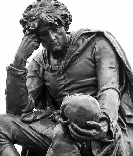 Varför har Shakespeare varit populär i 400 år?